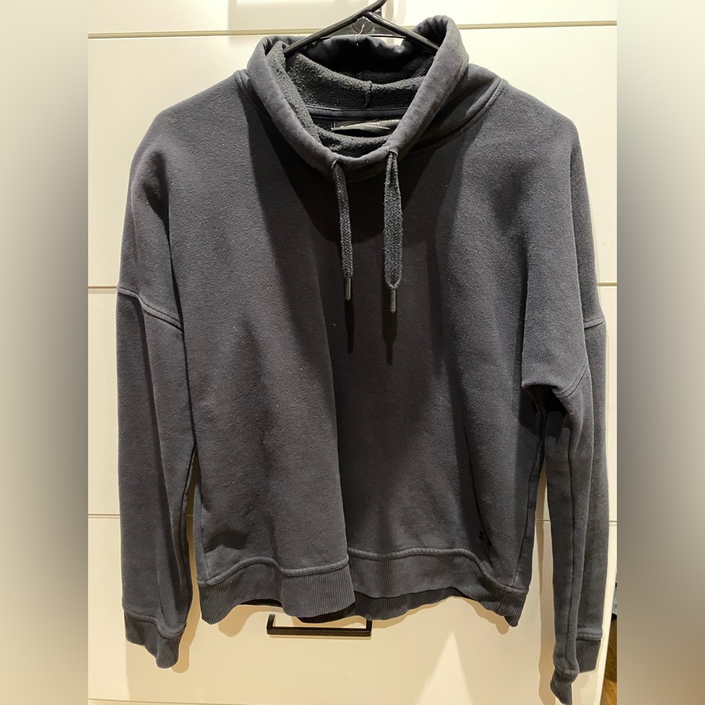 Cowel neck back under armour sweatshirt.